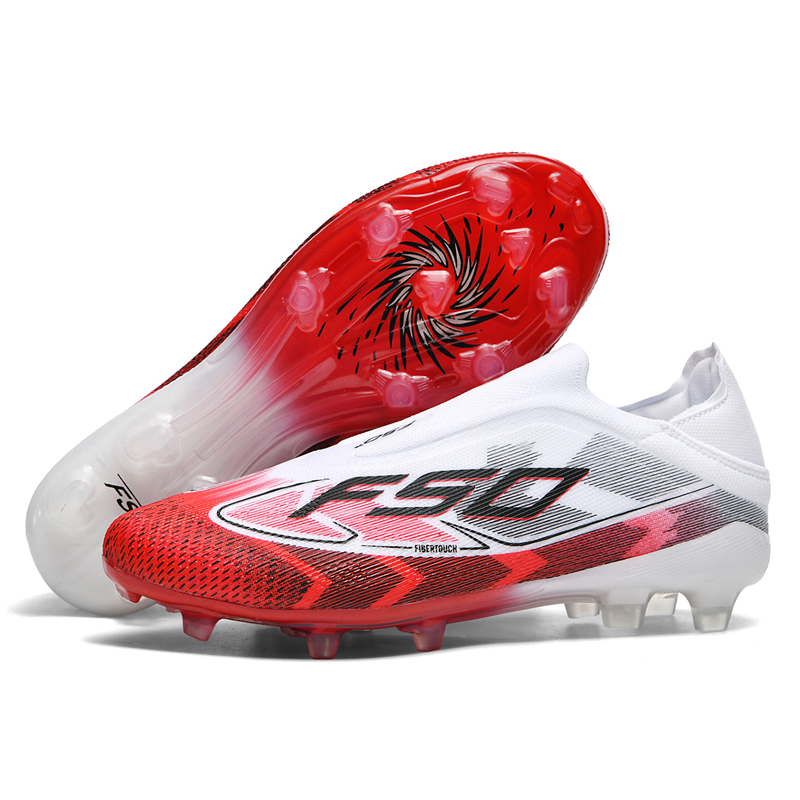 Sports Equipment For Boys - รองเท้าฟุตบอลผู้ชายแบบไม่มีเชือกผูก รุ่น F50 TF/FG สำหรับฝึกซ้อมและเล่นฟุตบอลบนพื้นหญ้าเทียม สำหรับเยาวชน